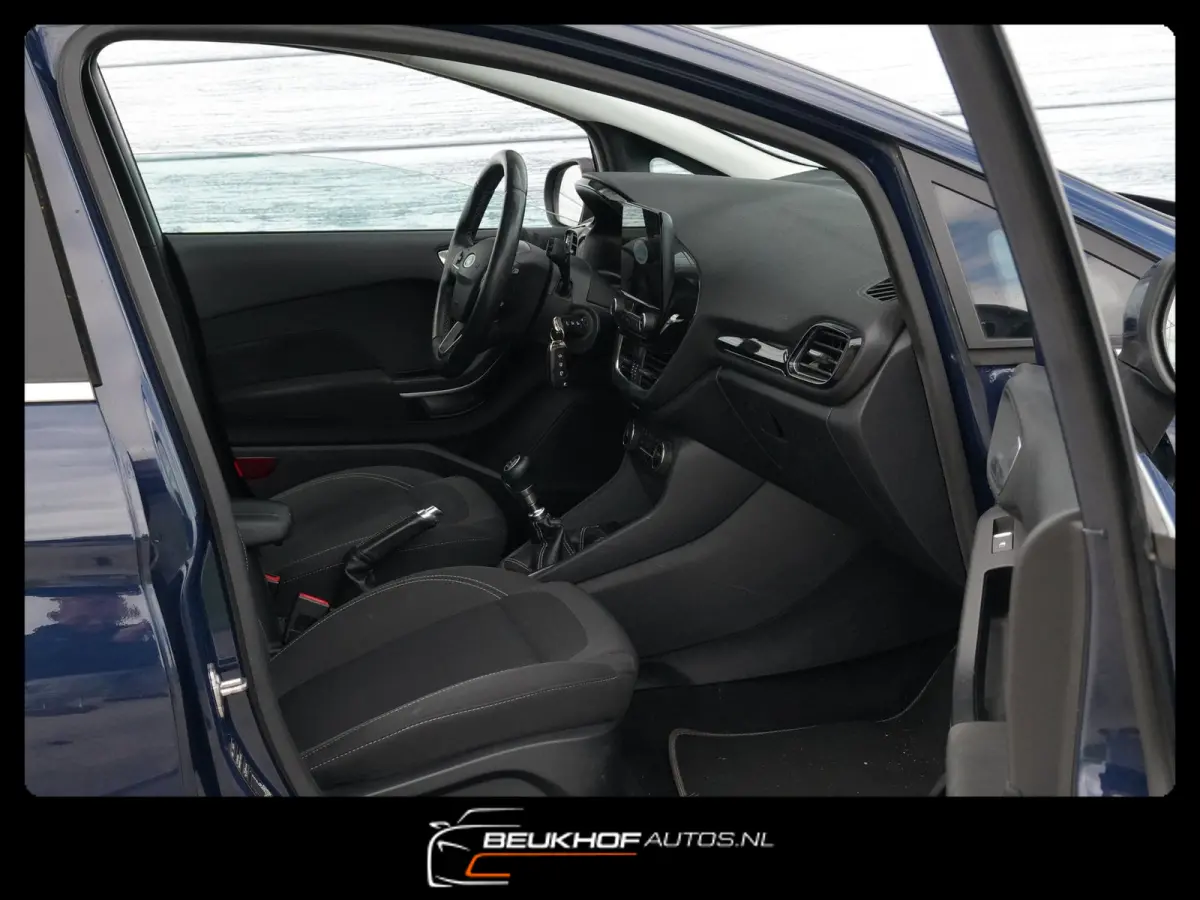 1.0 EcoBoost Titanium Carplay Navi Cruise Contr