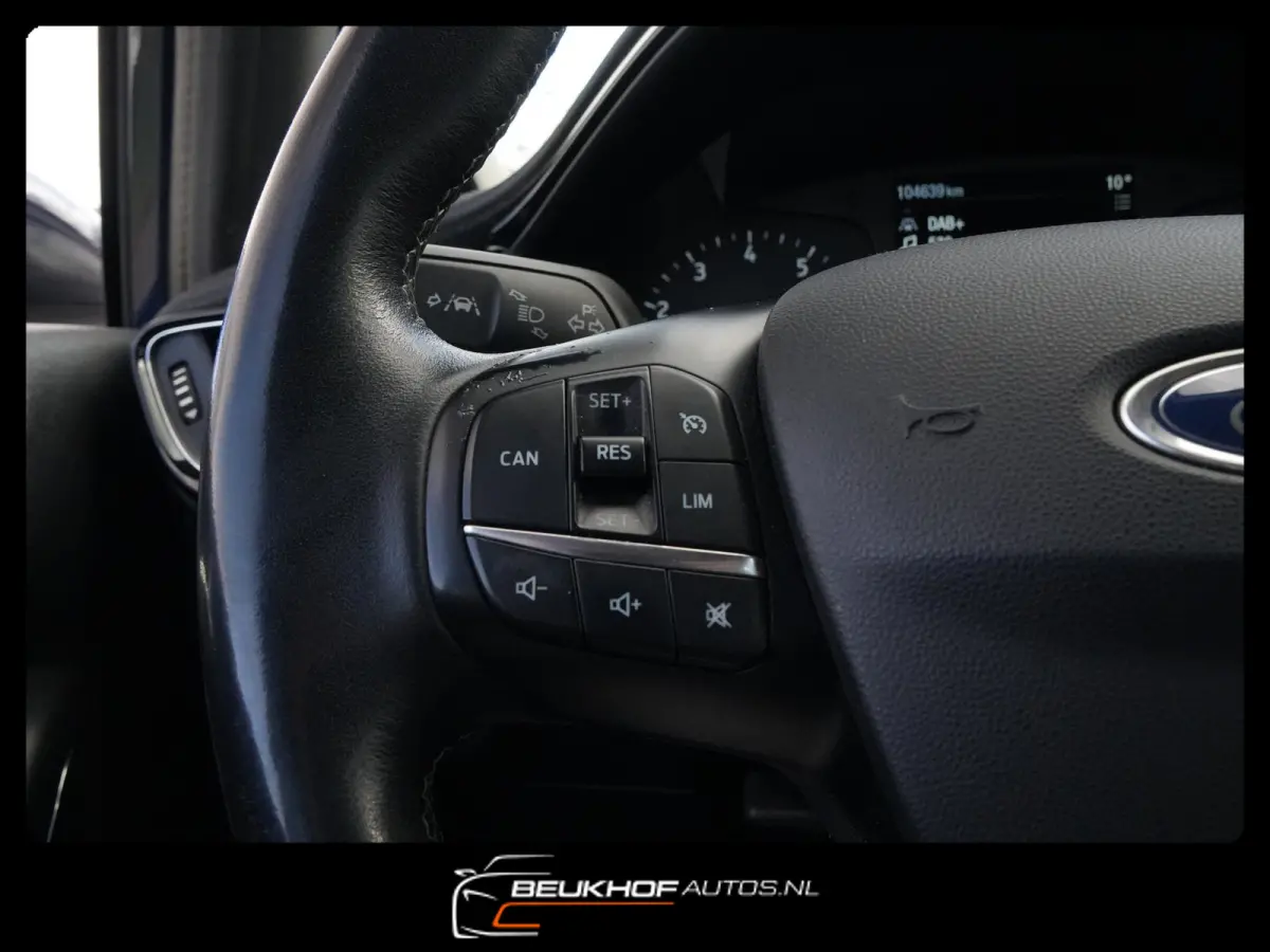 1.0 EcoBoost Titanium Carplay Navi Cruise Contr