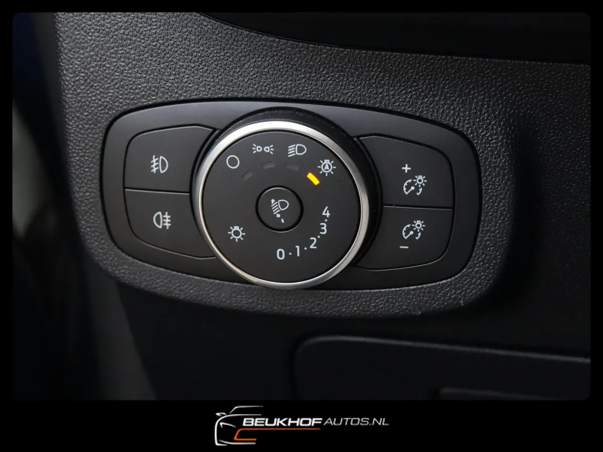 1.0 EcoBoost Titanium Carplay Navi Cruise Contr