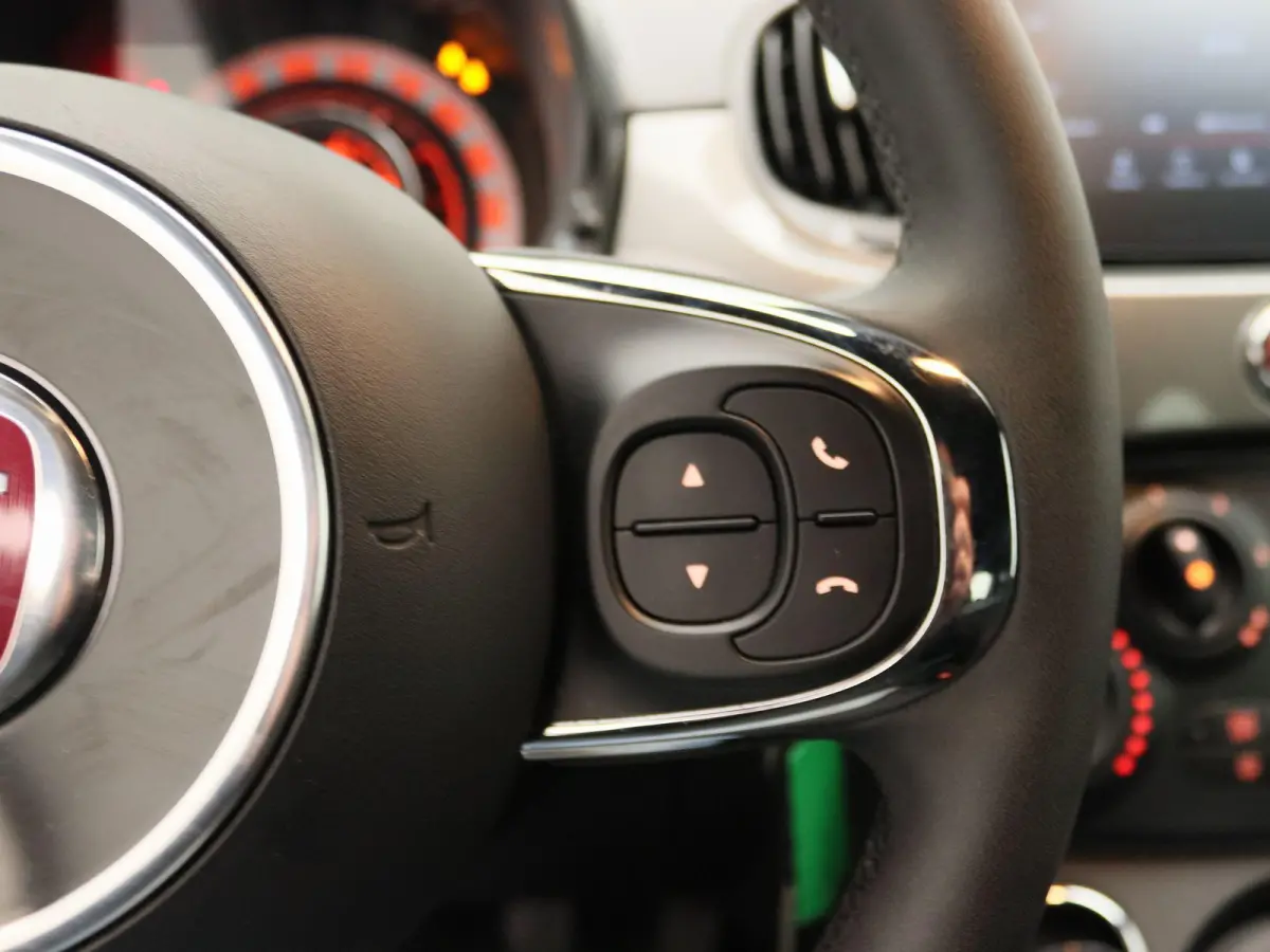 1.0 Hybrid | Apple Carplay/Android Auto | Airconditioning | Cruise Control |