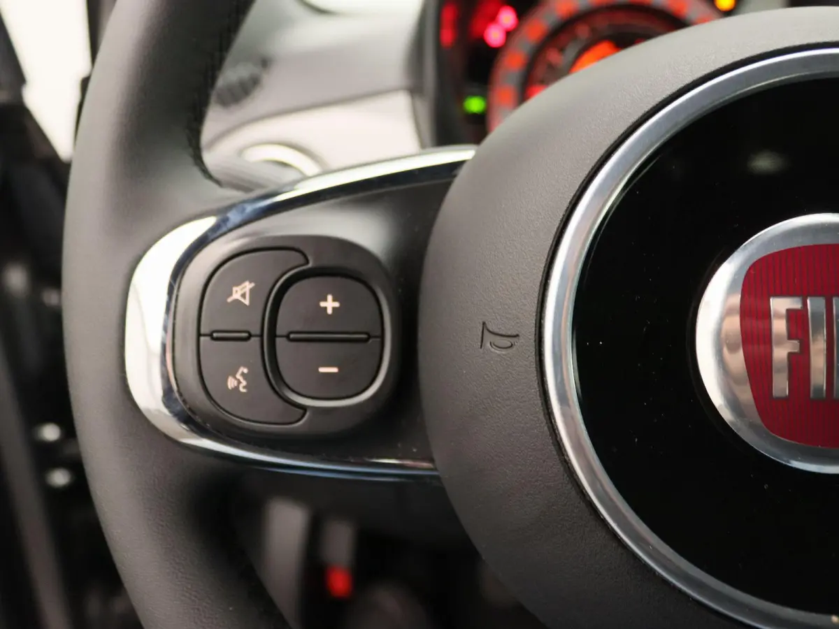 1.0 Hybrid | Apple Carplay/Android Auto | Airconditioning | Cruise Control |