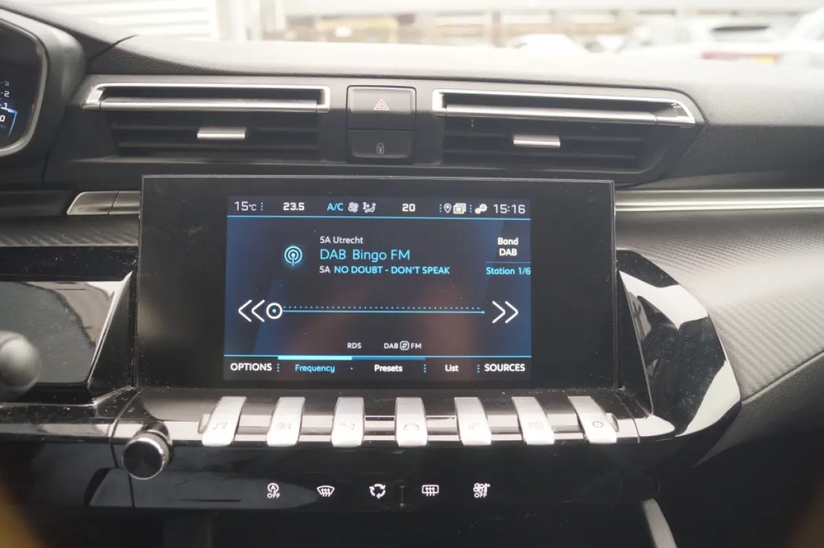 1.5 BlueHDI 130pk Automaat Active -NAVI-ECC-