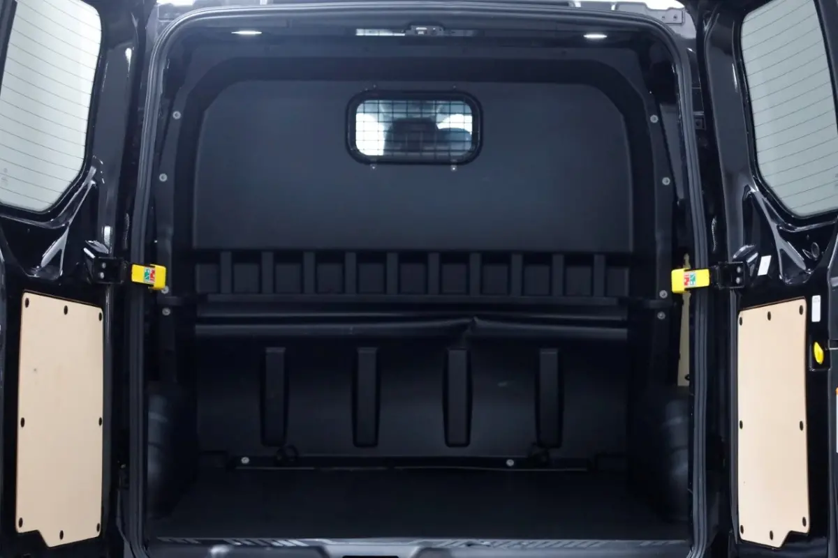 2.0 TDCI 130pk L1H1 Automaat D.C. Limited Airco/Navi/2x Schuifdeur 10-2021