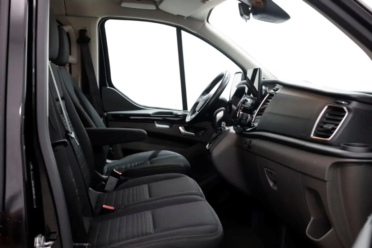 2.0 TDCI 130pk L1H1 Automaat D.C. Limited Airco/Navi/2x Schuifdeur 10-2021