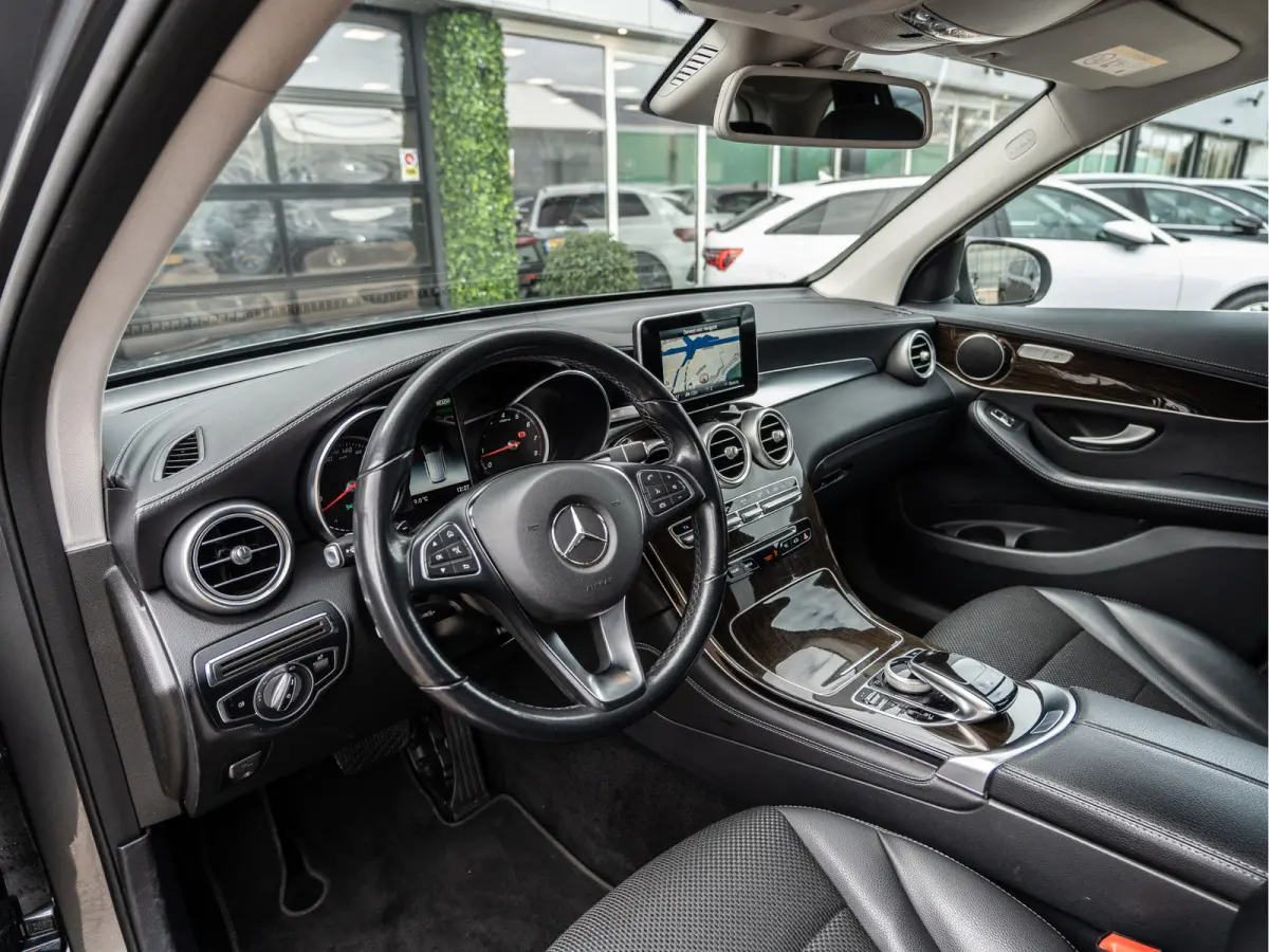 350e 4MATIC Ambition | Exclusive | Elek Kofferklep | Navi |