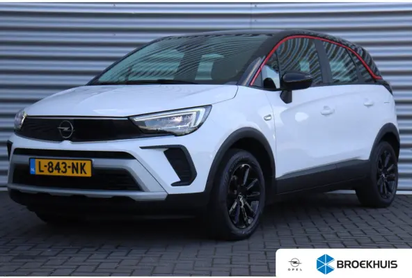 1.2 TURBO 110PK GS-LINE / NAVI / LEDER / CLIMA / LED / PDC / AGR / CAMERA / 16" LMV / AFN. TREKHAAK / BLUETOOTH / CRUISECONTROL / NIEUWSTAAT !!