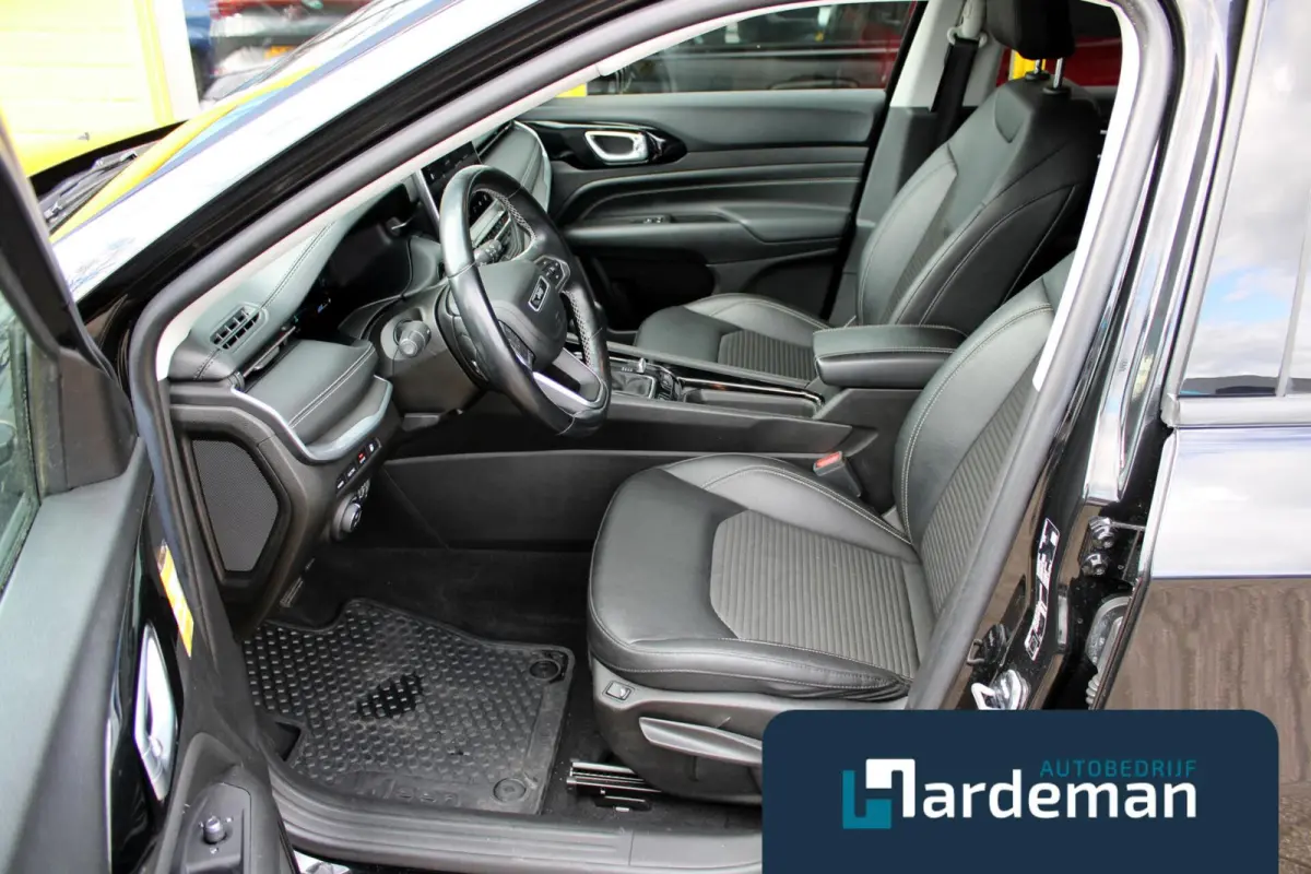 4xe Plug-in Hybrid Limited Lease Ed.