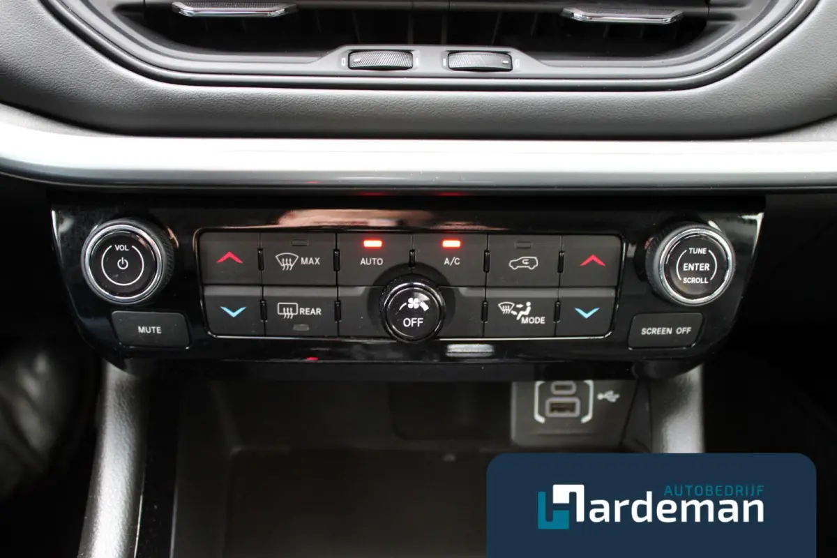4xe Plug-in Hybrid Limited Lease Ed.