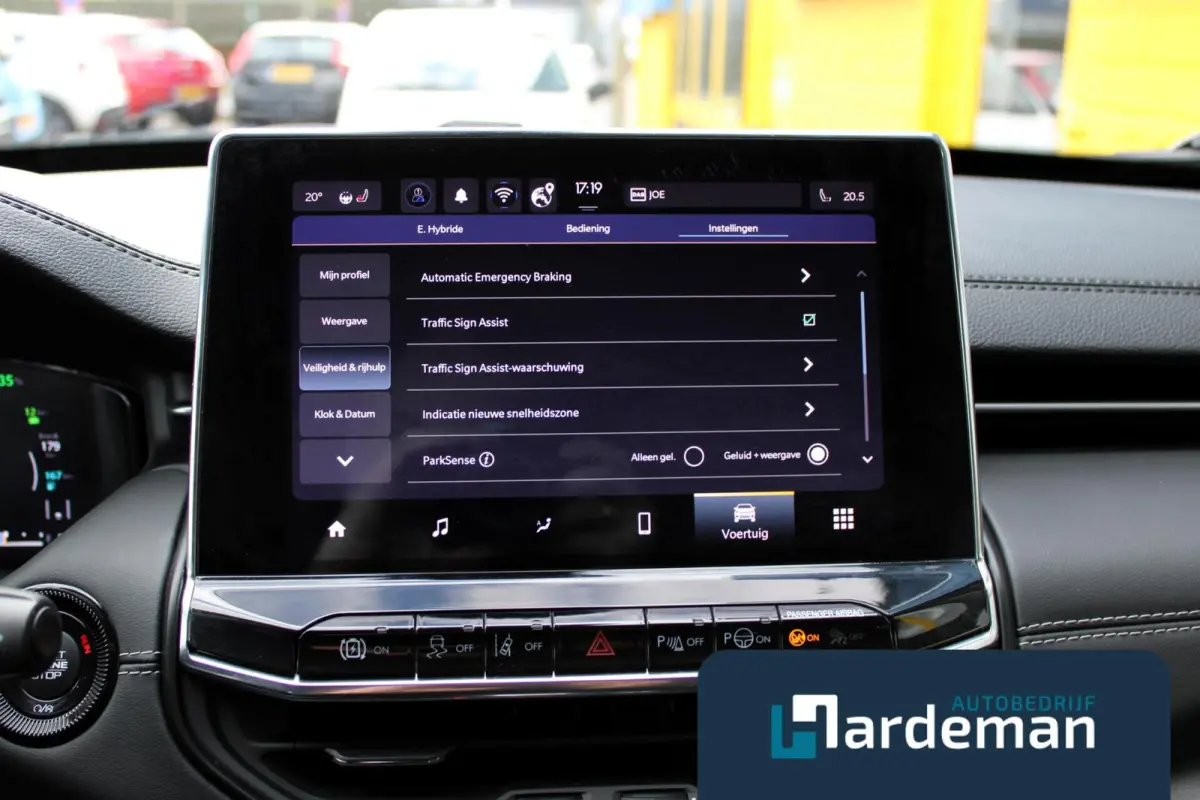 4xe Plug-in Hybrid Limited Lease Ed.