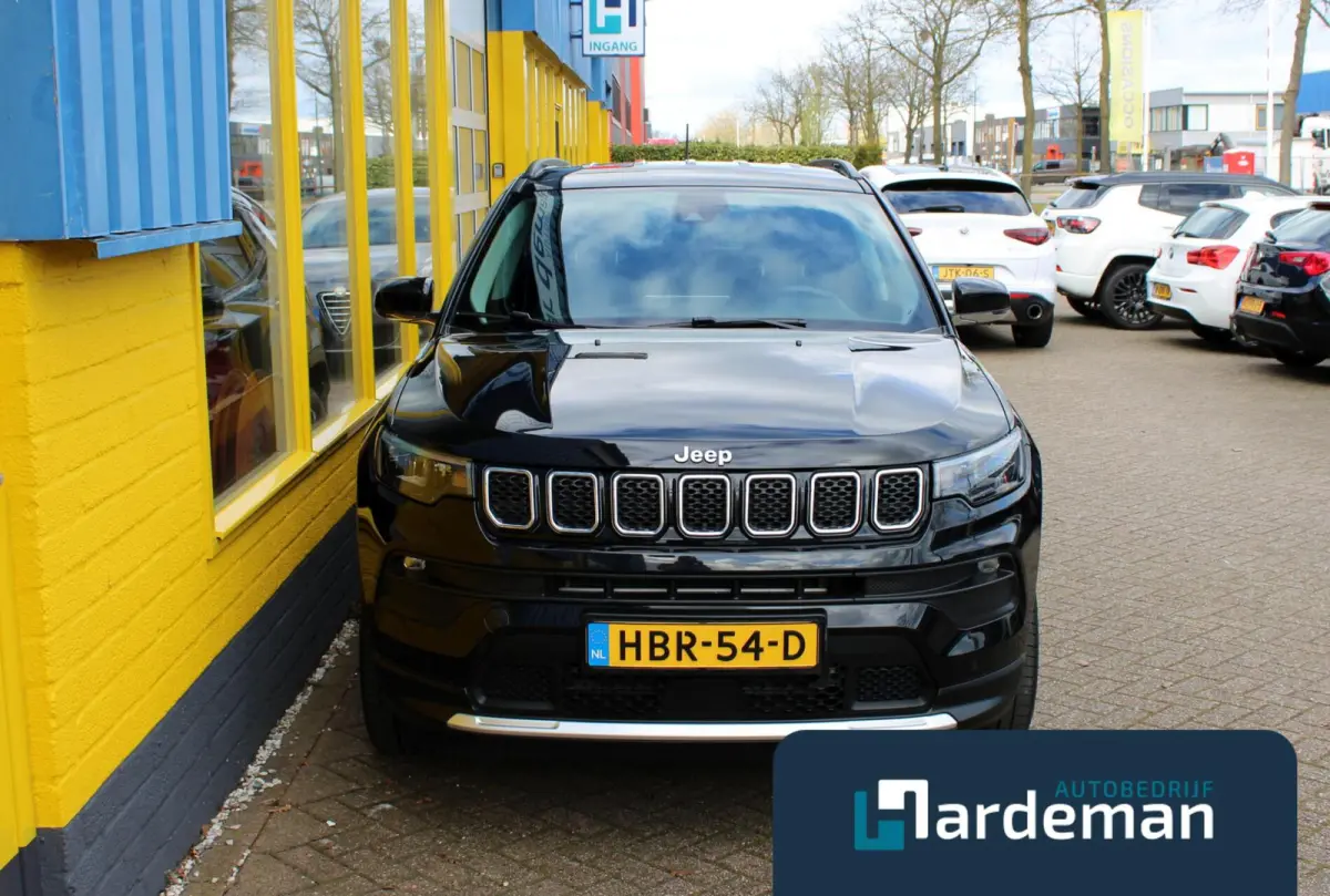 4xe Plug-in Hybrid Limited Lease Ed.