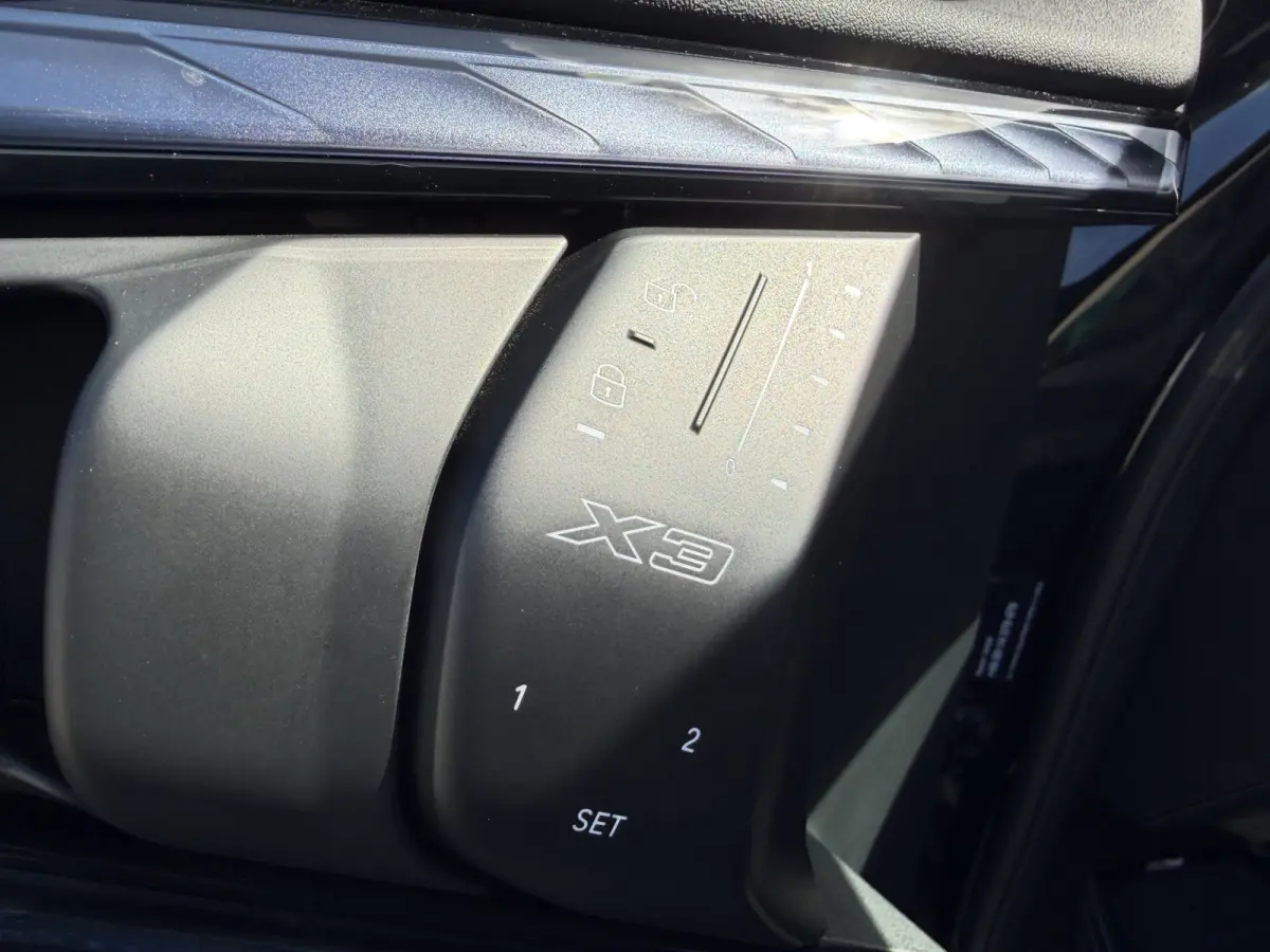 20 xDrive M Sport Panoramadak Trekhaak Leder ACC LED Achteruitrijcamera Stuurwielverwarming Carplay