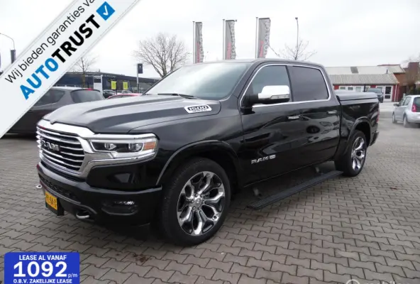1500 4X4 5.7 V8 4x4 Crew Cab Long Horn Full Options