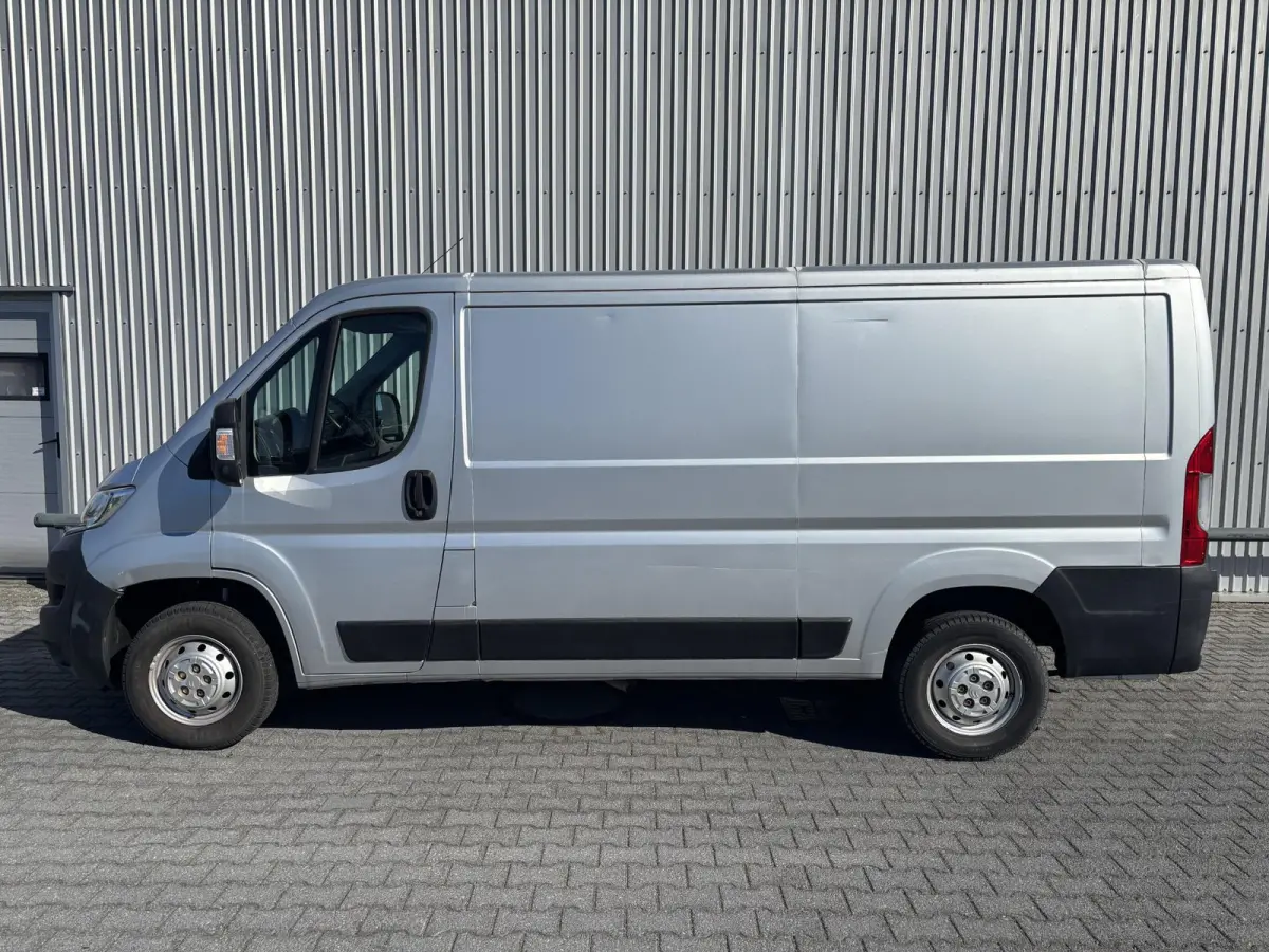 30 2.0 BlueHDi L2H1*AIRCO*CRUISE*HAAK*NAVI*3-PERS*