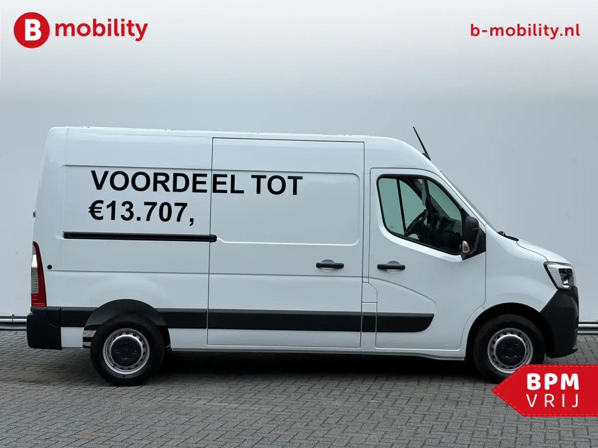T35 2.3 dCi 135PK L2H2 V/A €14 Per Dag!! Comfort Rijklaar! NIEUW 10x VOORRAAD | Trekhaak | Betimmering | Navigatie | PDC