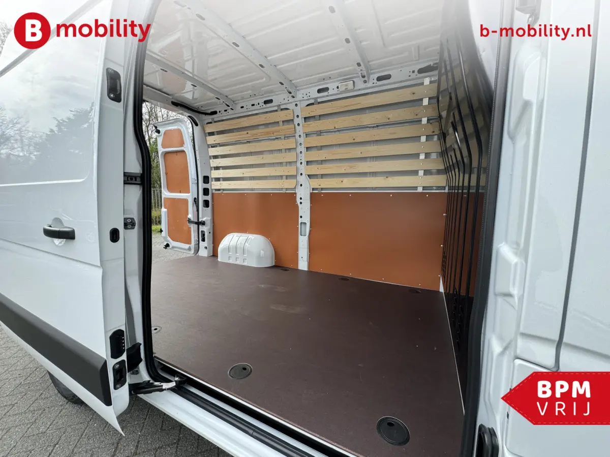 T35 2.3 dCi 135PK L2H2 V/A €14 Per Dag!! Comfort Rijklaar! NIEUW 10x VOORRAAD | Trekhaak | Betimmering | Navigatie | PDC