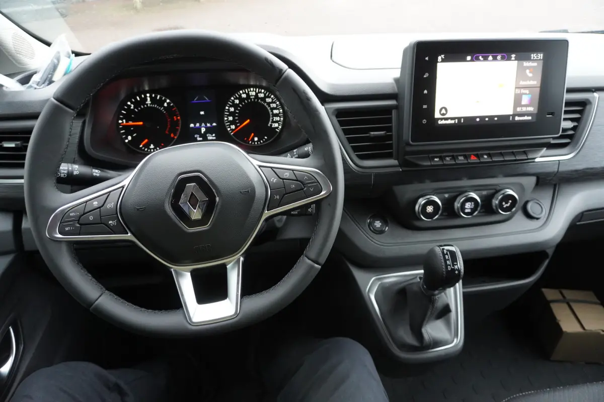 2.0 dCi 170PK T30 L2H1 Luxe Automaat Schuifdeur L/R Nr. V189 | Climate | Adapt. Cruise | Navi | Trekhaak | Betimmering