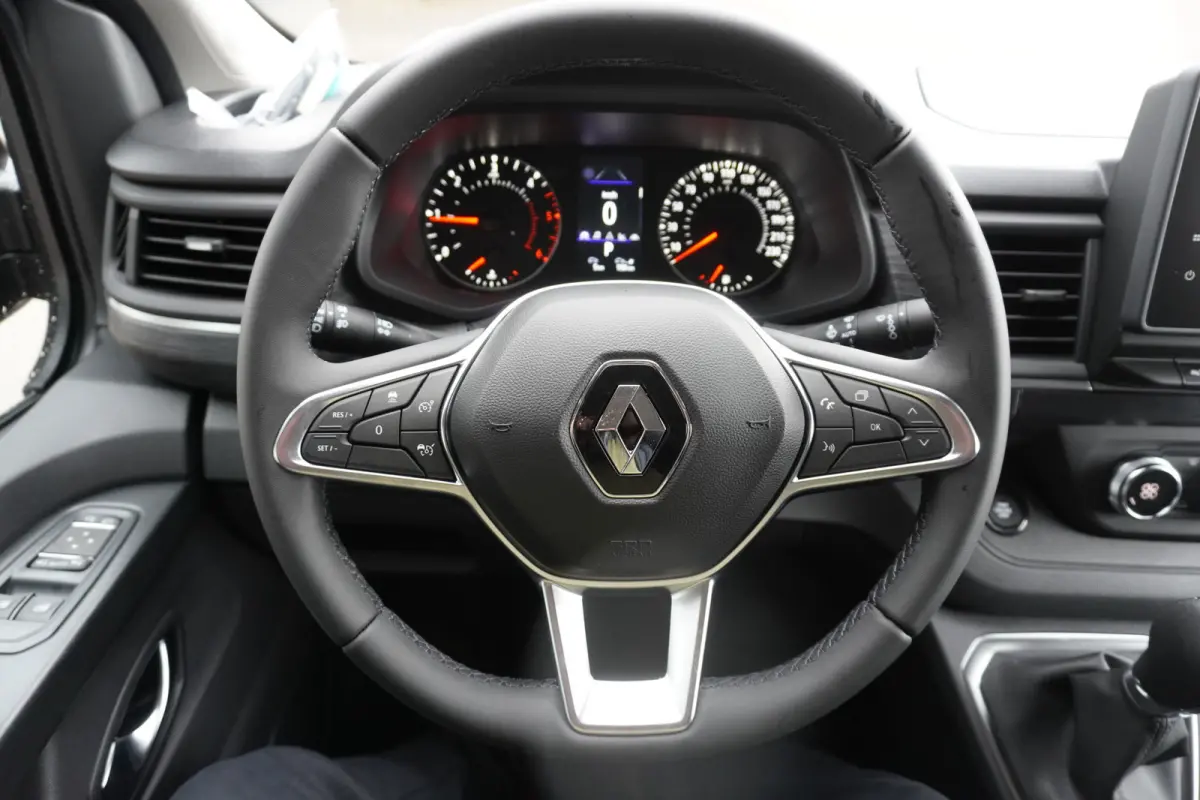 2.0 dCi 170PK T30 L2H1 Luxe Automaat Schuifdeur L/R Nr. V189 | Climate | Adapt. Cruise | Navi | Trekhaak | Betimmering
