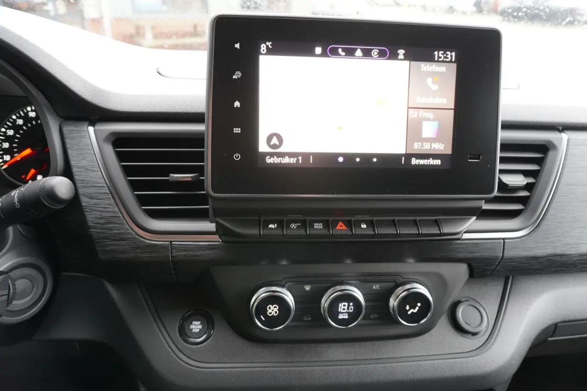 2.0 dCi 170PK T30 L2H1 Luxe Automaat Schuifdeur L/R Nr. V189 | Climate | Adapt. Cruise | Navi | Trekhaak | Betimmering