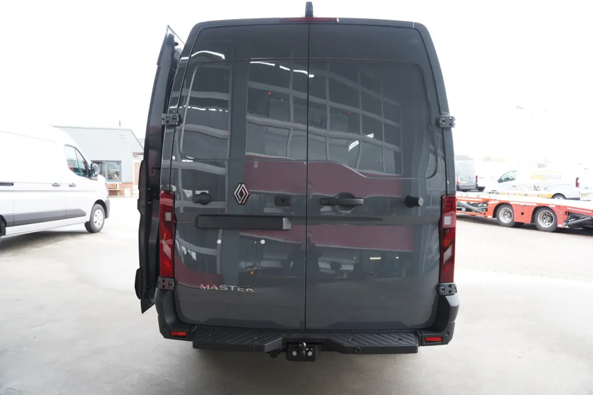 T35 2.0 dCi 170PK L2H2 Extra Schuifdeur L / R Nr. V187 | Climate | Navi | Cruise | Trekhaak | Betimmering
