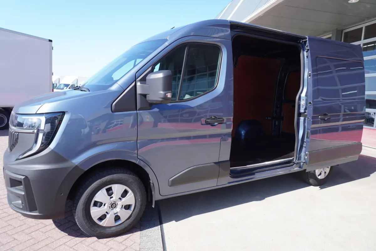 T35 2.0 dCi 170PK L2H2 Extra Schuifdeur L / R Nr. V069 | Climate | Navi | Cruise | Trekhaak | Betimmering