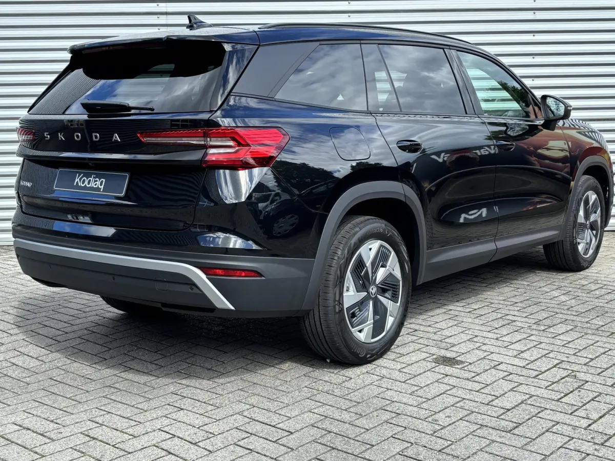 1.5 TSI MHEV Business Edition 150 PK | Automaat | Matrix LED Koplampen | Navigatie | Lounge interieur | Light & View pakket | Keyless Entry | Achteruitrijcamera | Climate Control | Adaptive 