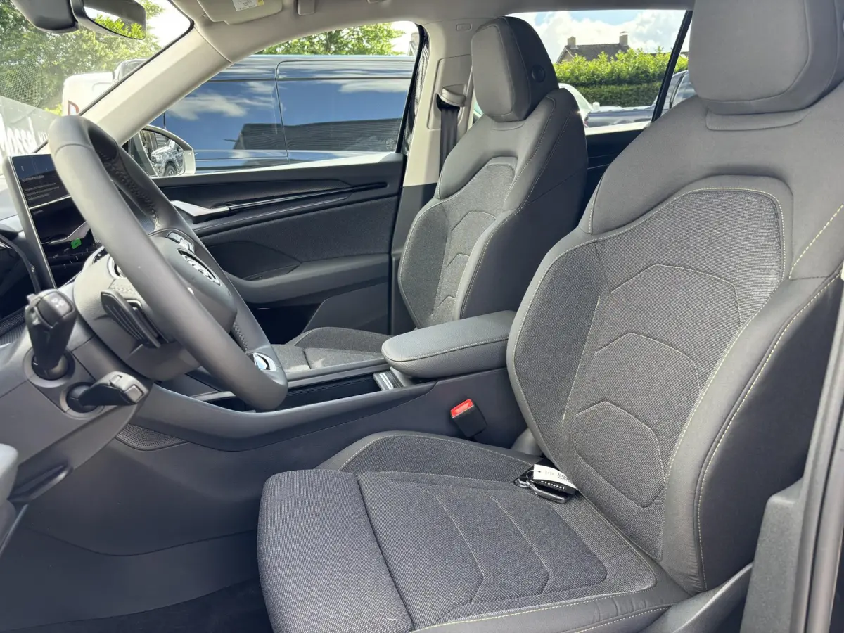 1.5 TSI MHEV Business Edition 150 PK | Automaat | Matrix LED Koplampen | Navigatie | Lounge interieur | Light & View pakket | Keyless Entry | Achteruitrijcamera | Climate Control | Adaptive 