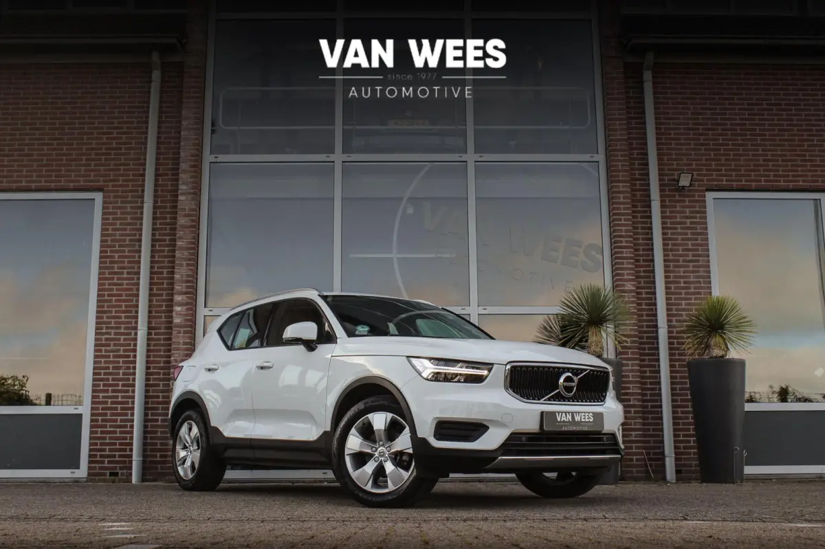 Volvo XC40 2019 Benzine Handgeschakeld leasen