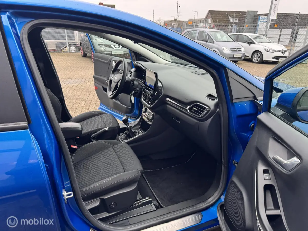 1.0 EcoBoost Titanium X First Edition