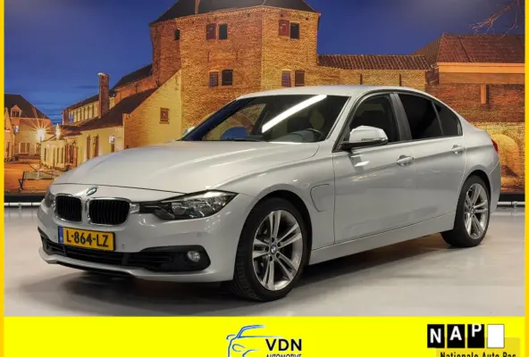 330e Executive iPerformance Automaat Leer PDC
