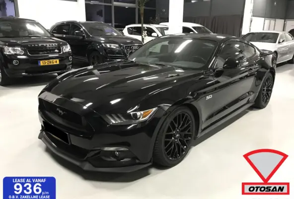 5.0 V8 Zwart Automaat