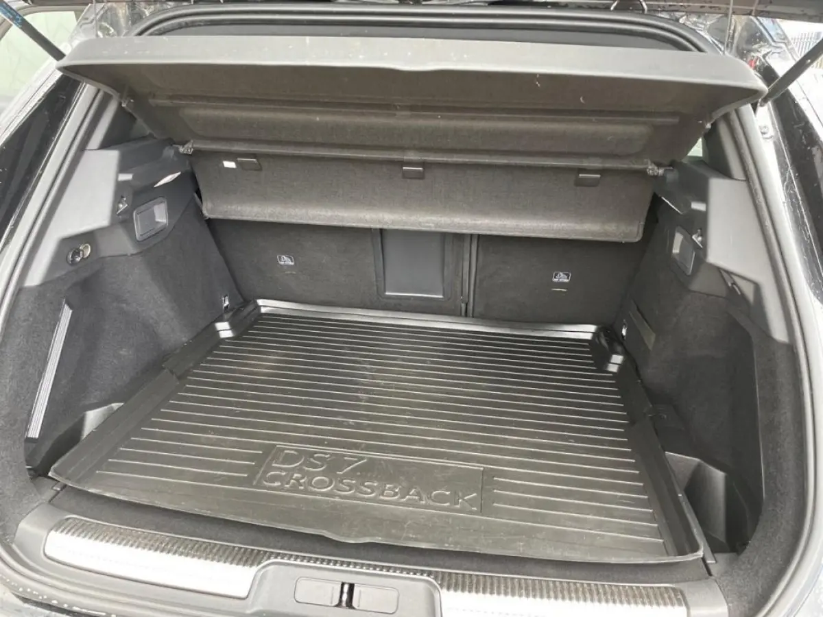 1.2 130PK ECC LMV LED NAVIGATIE CAMERA DS 7 Crossback 1.2 PT ECC LMV SPORTSTOELEN LED NAVIGATIE CAMERA