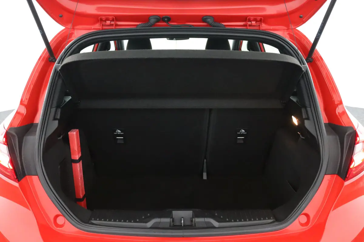 1.0 EcoBoost ST-Line 17" LMV| Navigatie | LED | Climate Control | Cruise Control