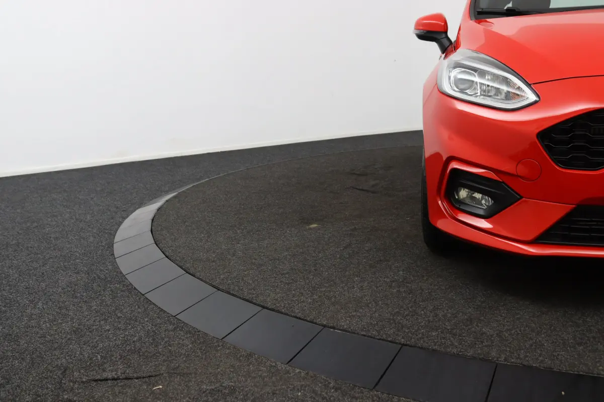 1.0 EcoBoost ST-Line 17" LMV| Navigatie | LED | Climate Control | Cruise Control