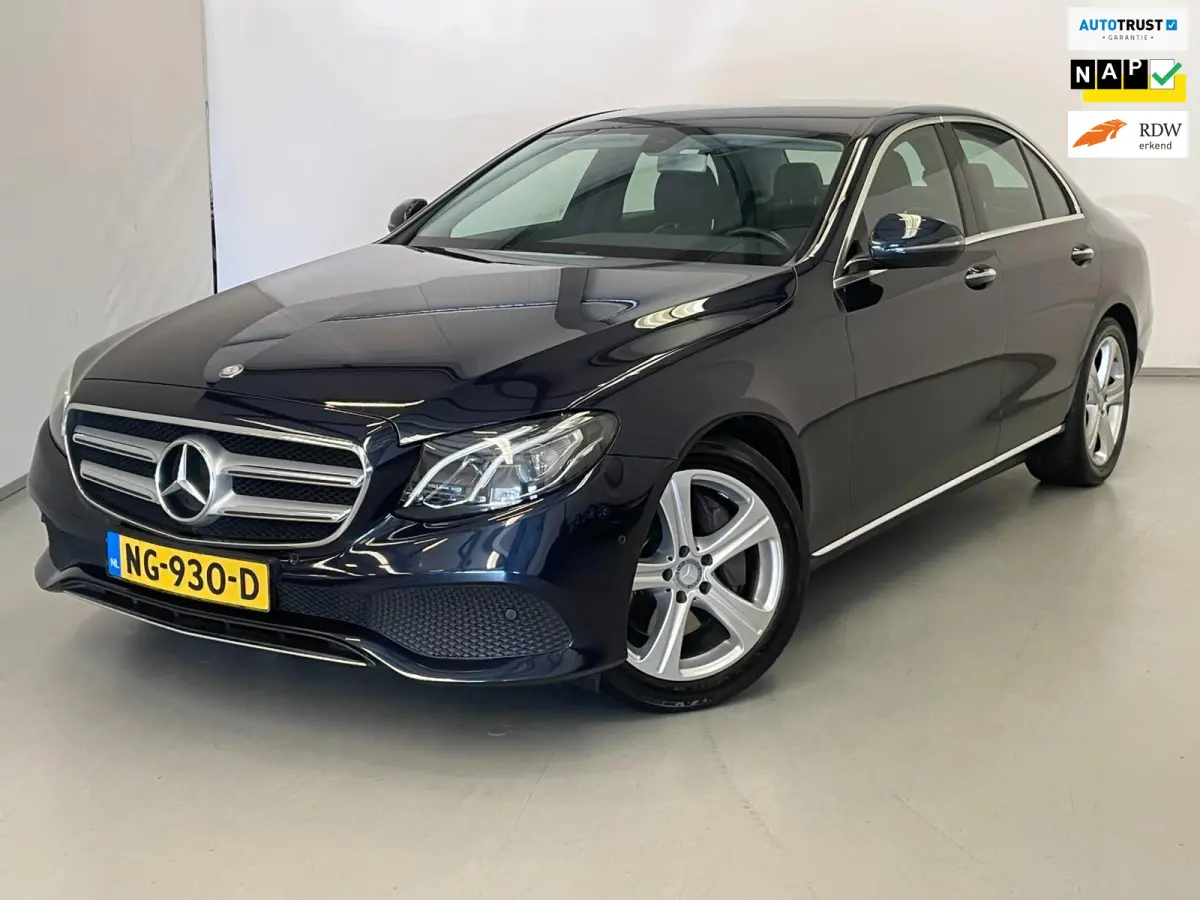 350d / NL-auto / Keyless / Sfeerverlichting