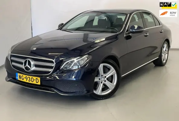 350d / NL-auto / Keyless / Sfeerverlichting