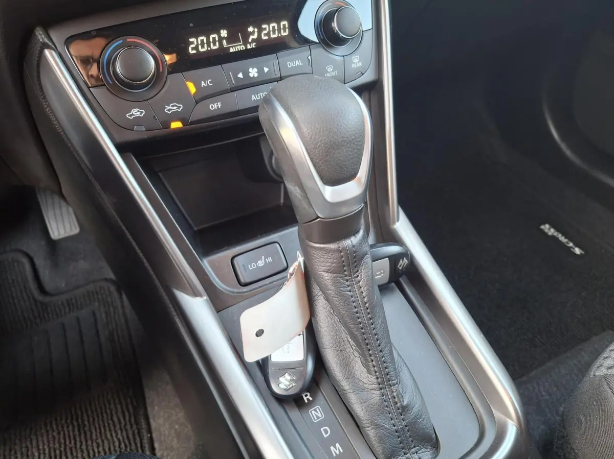 1.5 Hybrid Select afn.trekhaak AUTOMAAT