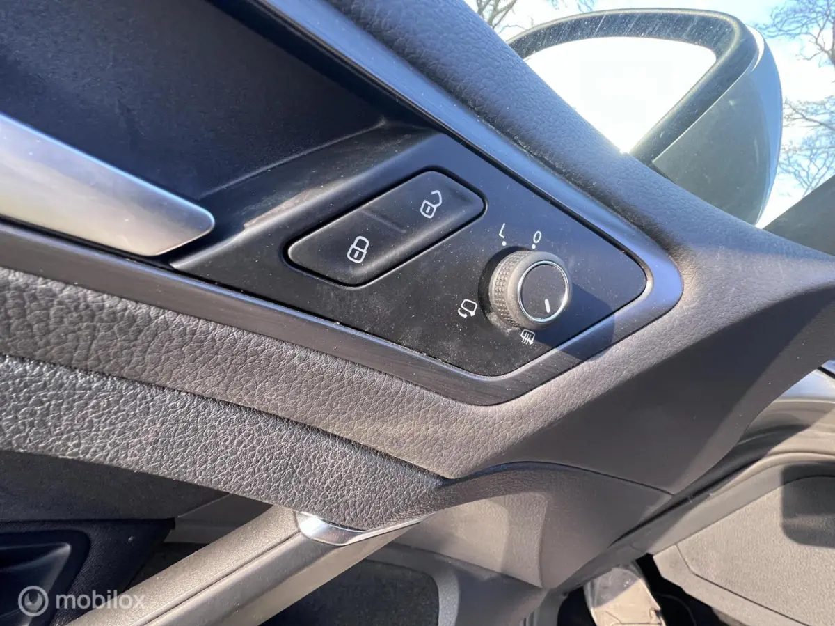 1.0 TSI Comfortline Business