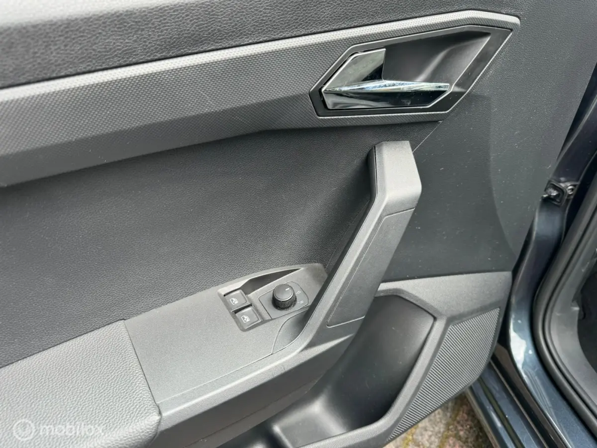 1.0 TSI FR Business Intense 2019 DO NETTE ST 40DKM