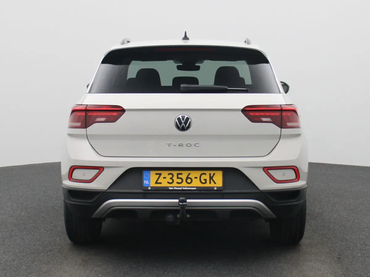 1.0 TSI Life | Navigatie | Draadloze Apple Carplay | Adaptieve cruise control | Travel Assist | LED verlichting |