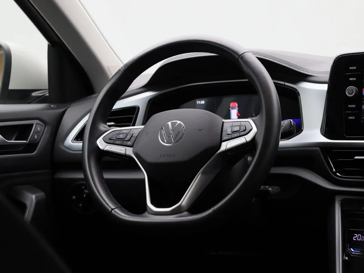 1.0 TSI Life | Navigatie | Draadloze Apple Carplay | Adaptieve cruise control | Travel Assist | LED verlichting |