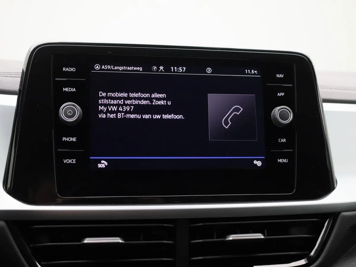 1.0 TSI Life | Navigatie | Draadloze Apple Carplay | Adaptieve cruise control | Travel Assist | LED verlichting |