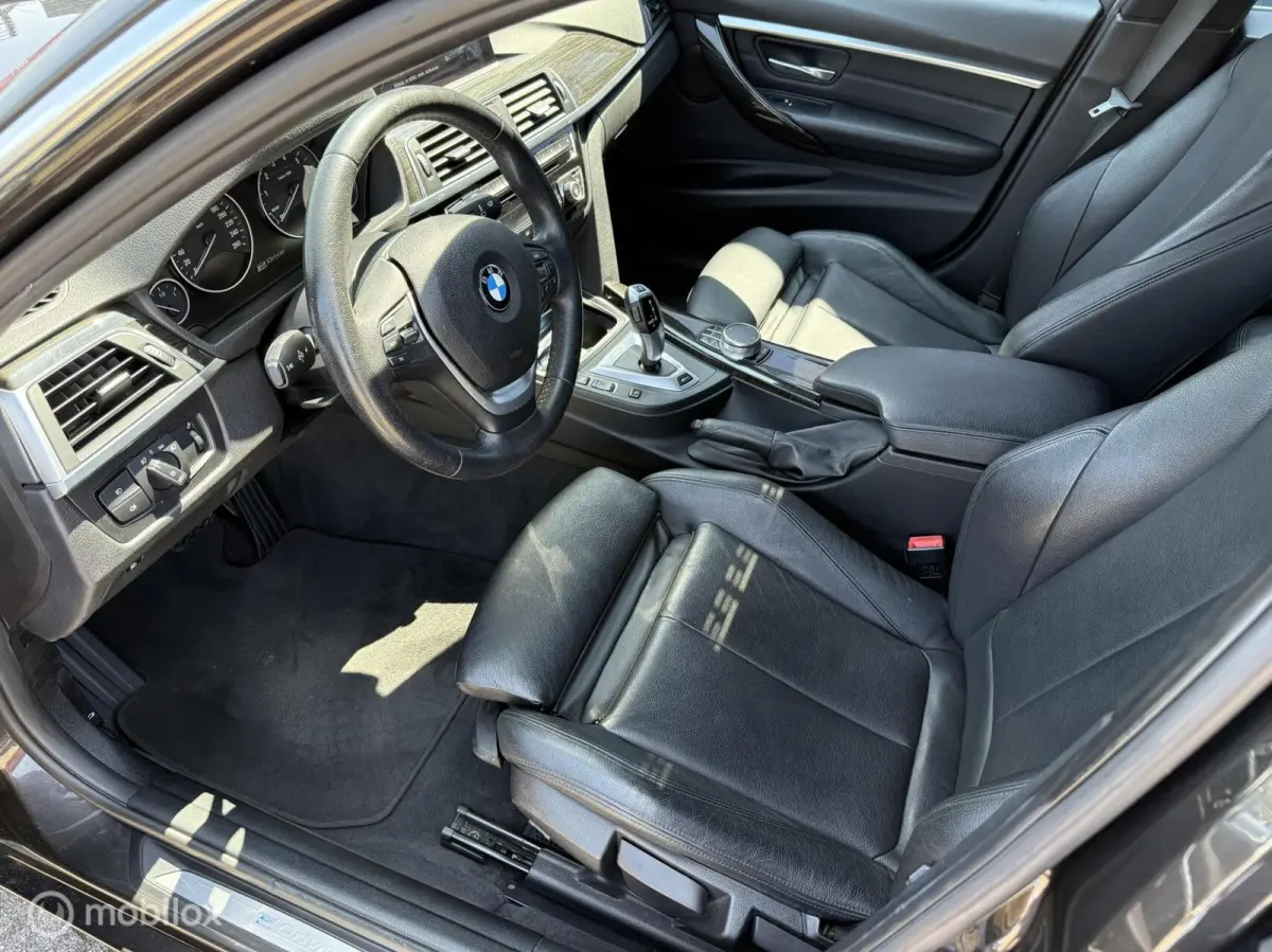 330e Centennial Executive €15950