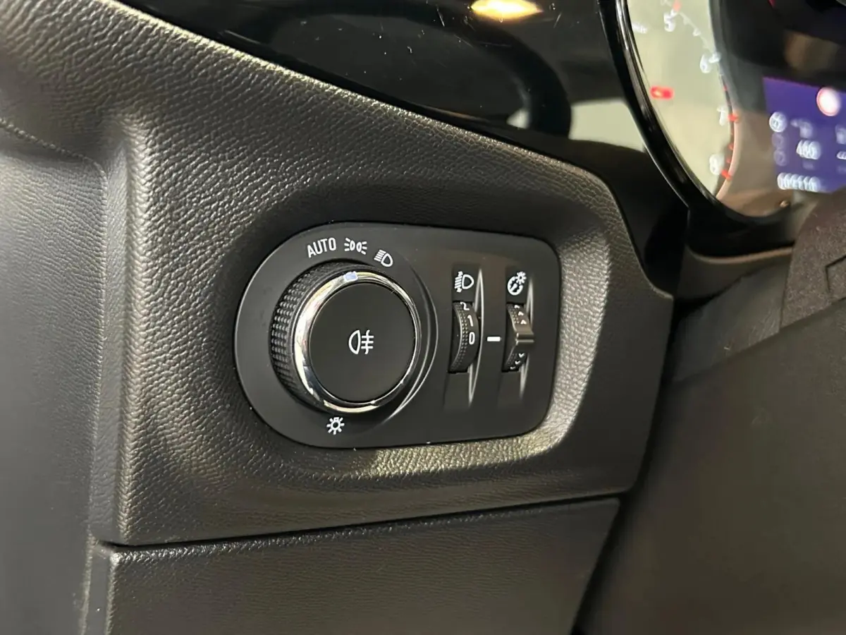 1.2 Edition Carplay Navi NWE DISTRIBUTIERIEM