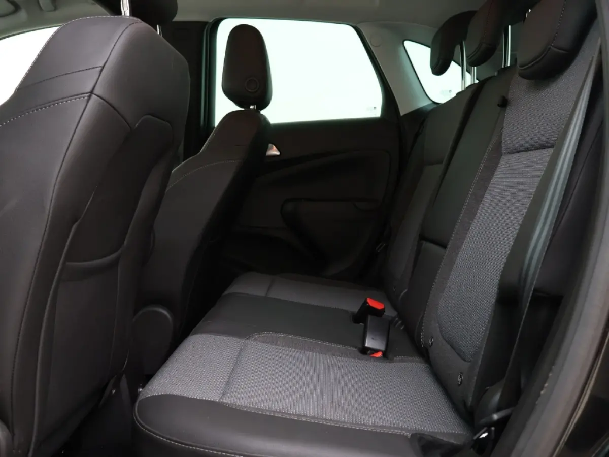 1.2 Turbo Elegance 110PK Navigatie Camera Carplay Comfortstoelen