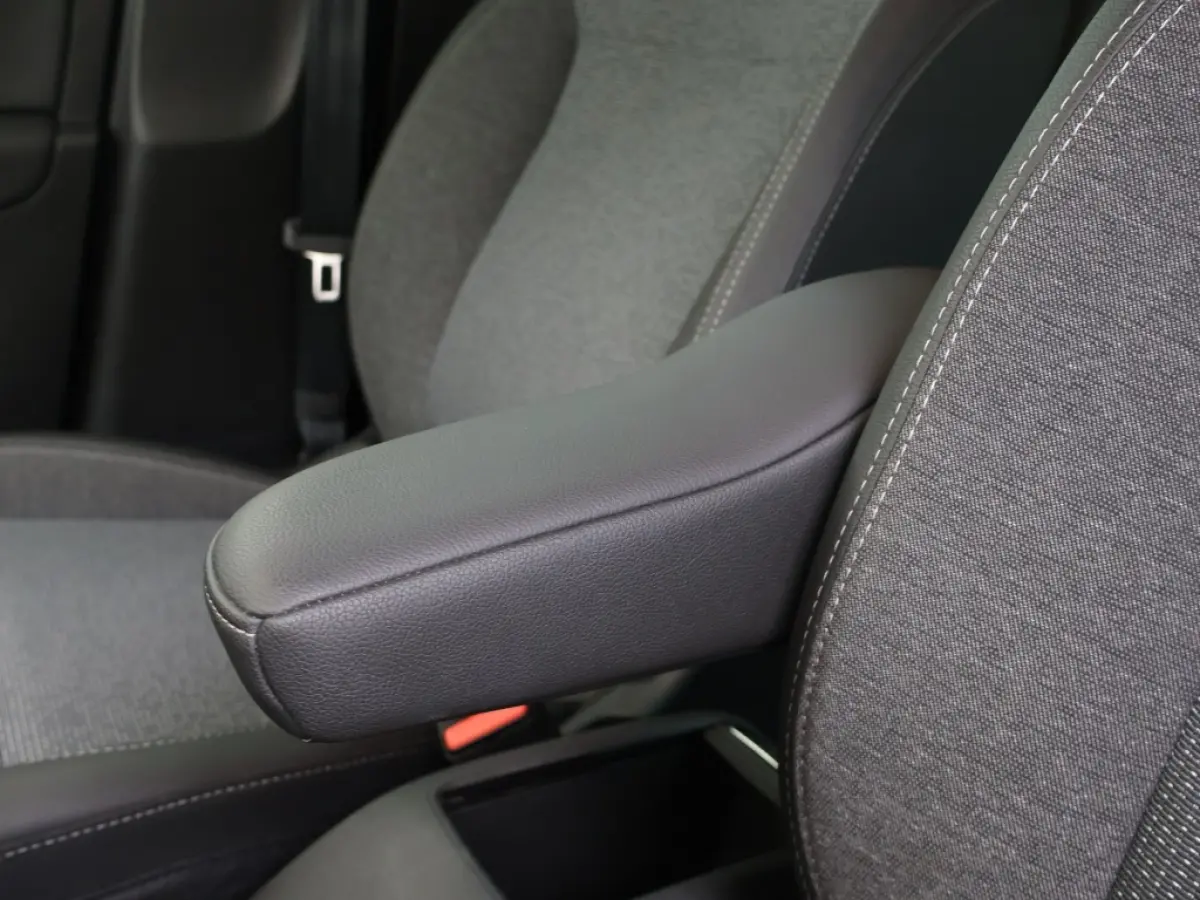 1.2 Turbo Elegance 110PK Navigatie Camera Carplay Comfortstoelen