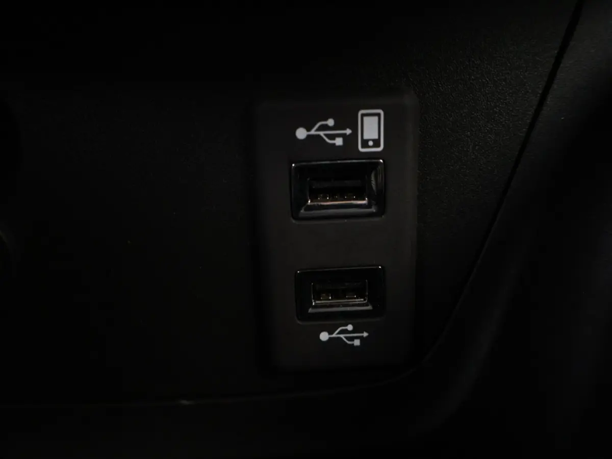 1.2 Turbo Elegance 110PK Navigatie Camera Carplay Comfortstoelen