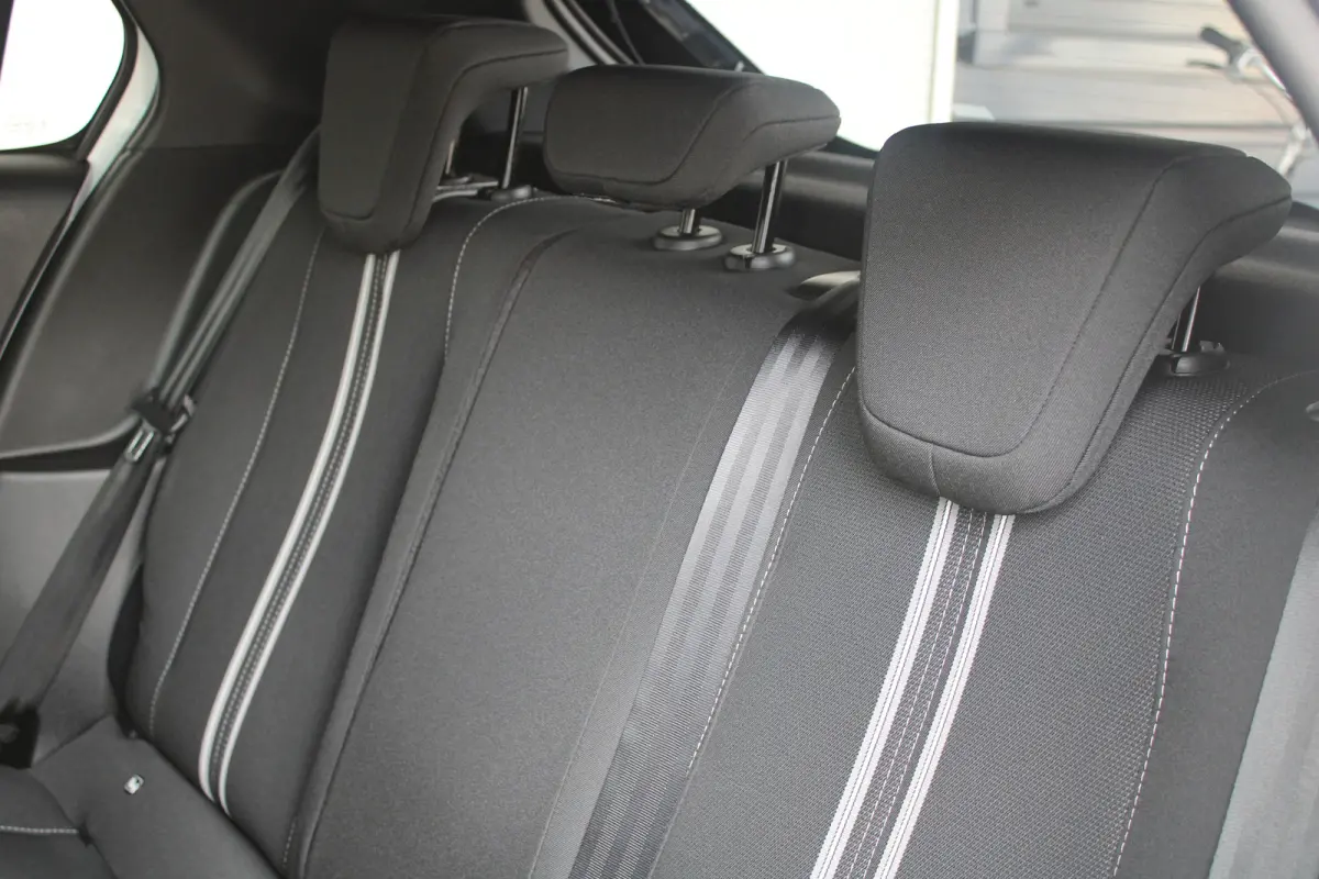 1.2 Turbo GS | 8 Jaar garantie | Camera | Climate control | Stoel- & stuurverwarming | LED koplampen |