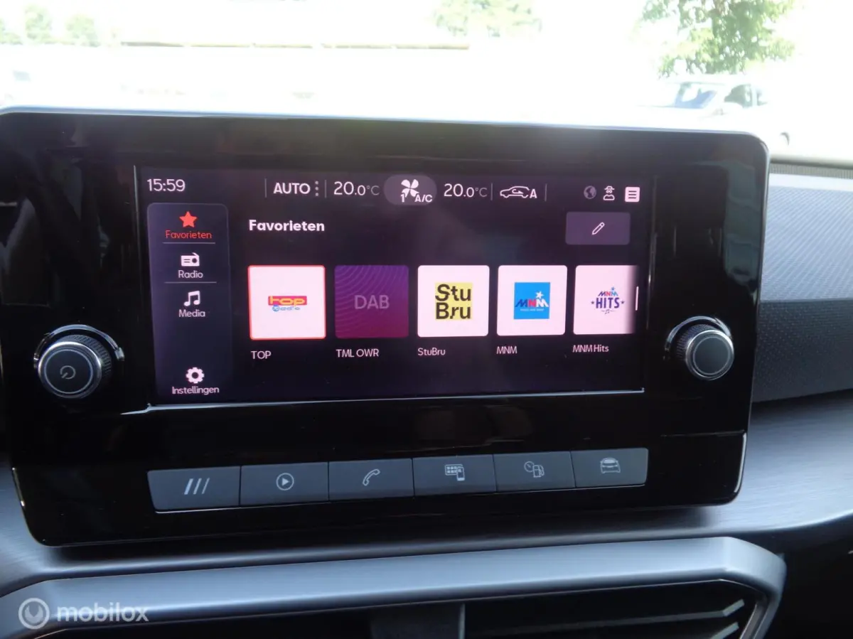 1.0 TSI FR/Airco/Lm velgen/Carplay/PDC/1 st eig/Slechts 50000km