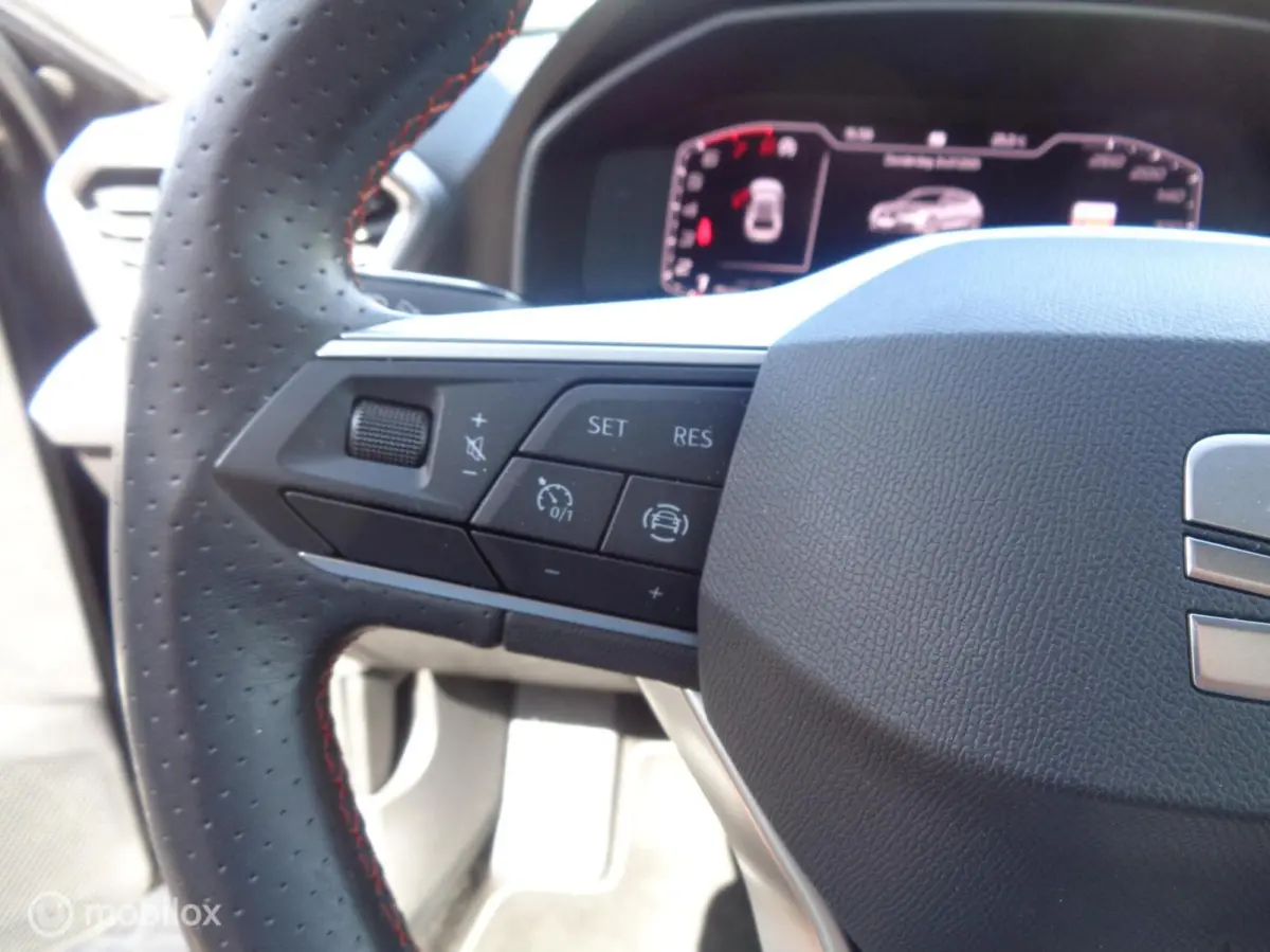 1.0 TSI FR/Airco/Lm velgen/Carplay/PDC/1 st eig/Slechts 50000km