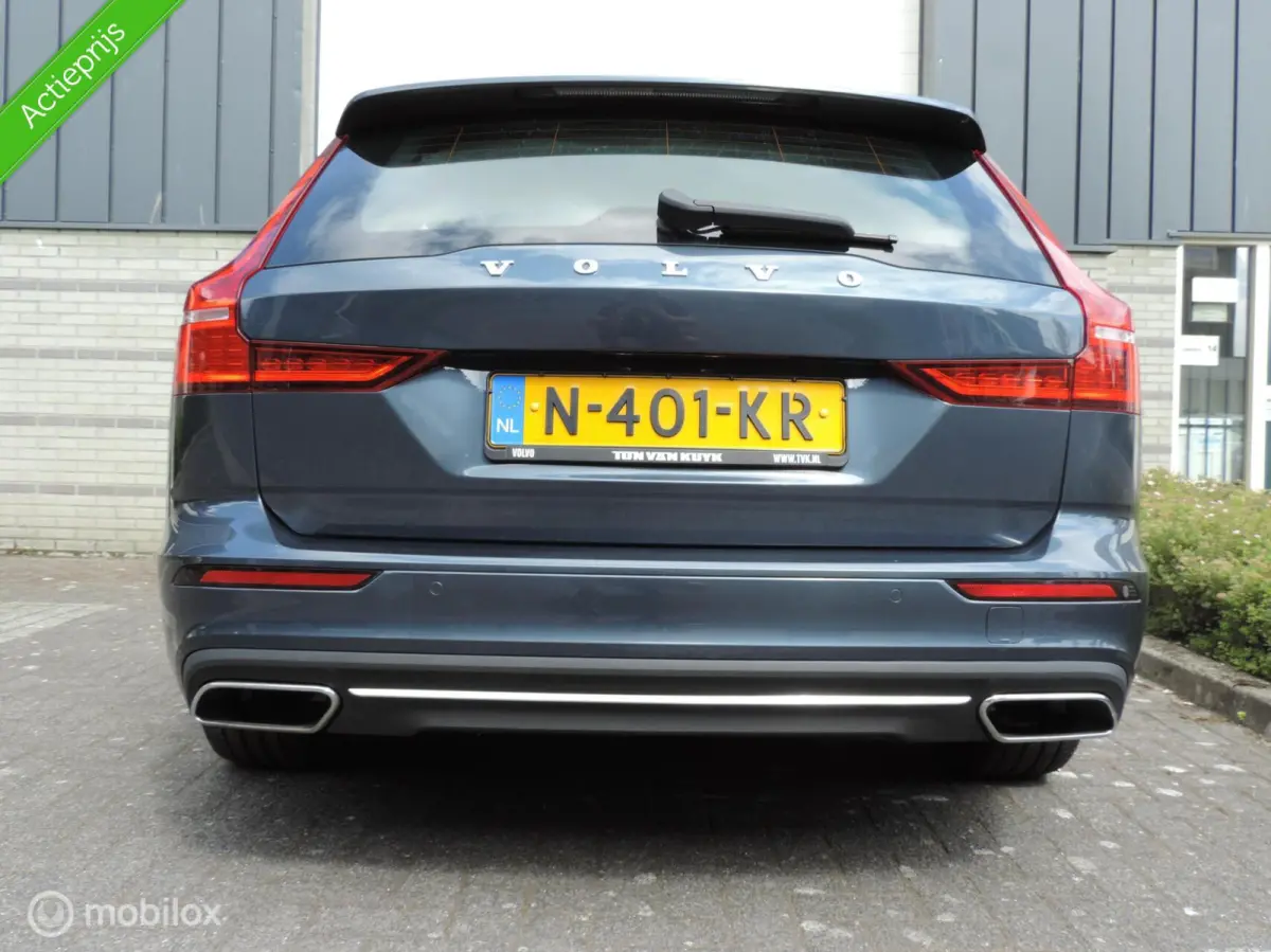 2.0 T6 Recharge AWD R-Design Trekhaak in Top staat!!